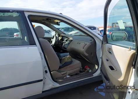 2000 Honda Accord 2.3 Lx z USA, uszkodzony, nr VIN 1HGCG5648YA014381